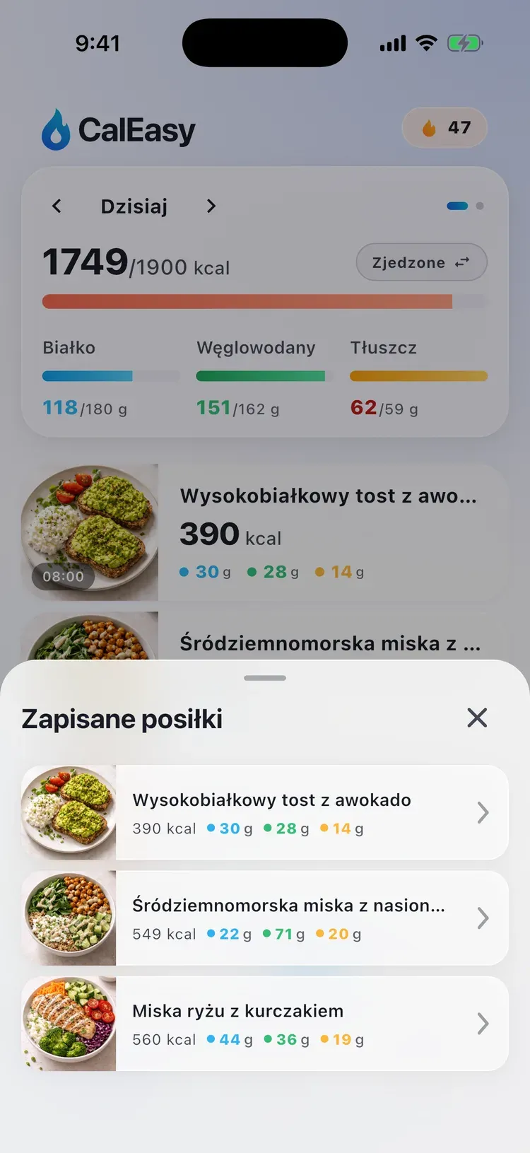 Zapisane posiłki w CalEasy: ulubione dania gotowe do ponownego zapisania jednym stuknięciem